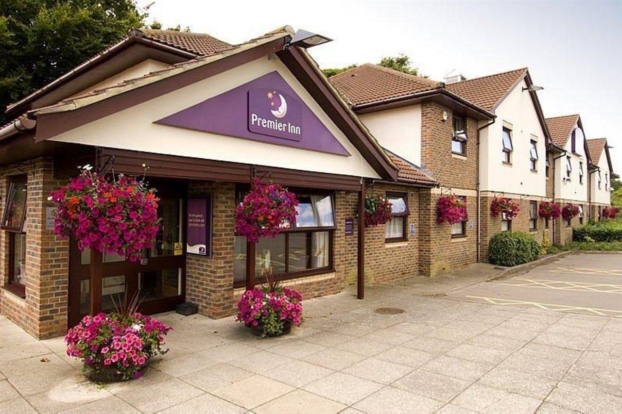 Premier Inn Dover East Exterior foto